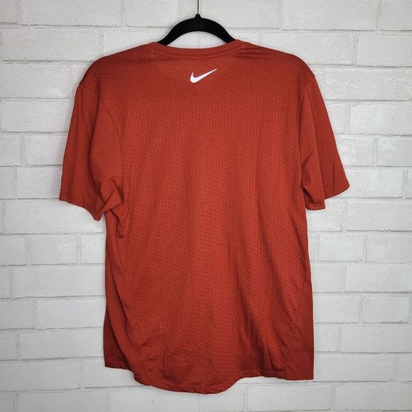 Nike Running Russet Red Orange Workout Tee - Picture 4 of 4